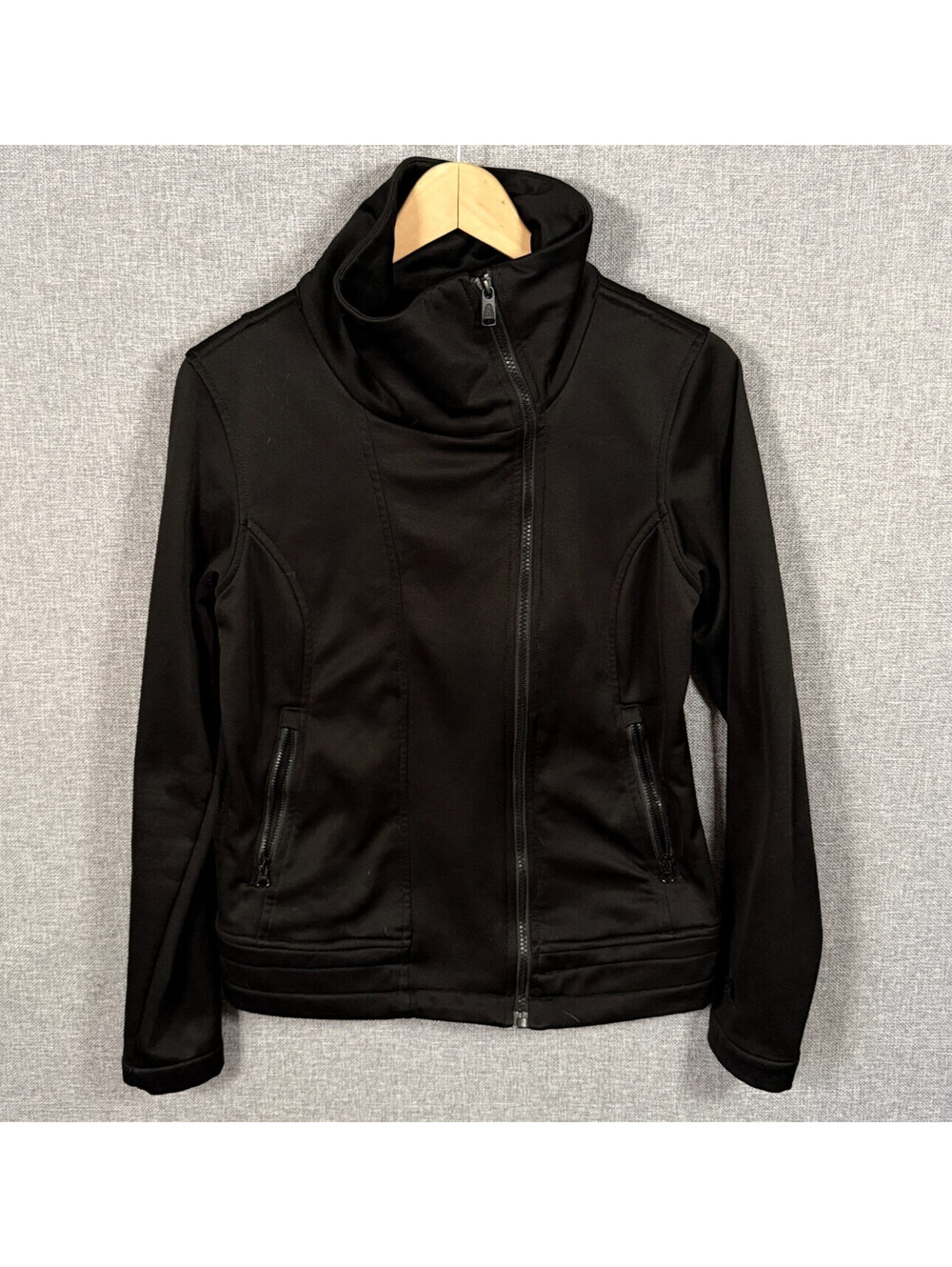 The North Face Womens Softshell Jacket Black M Asymmetrical Cowl Neck Full Zip